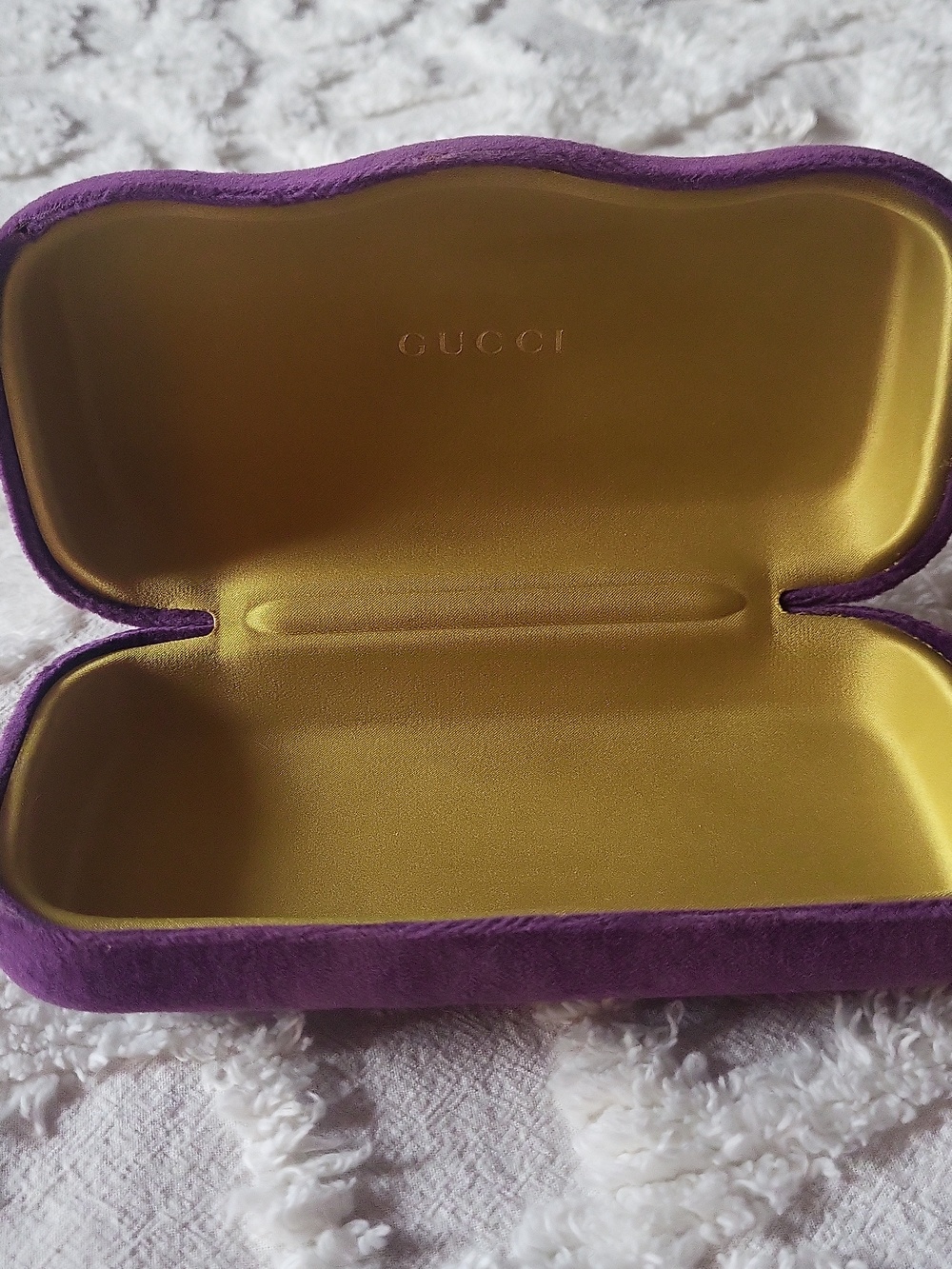 Gucci Violet Velvet and Mustard Liner Sunglasses Case.